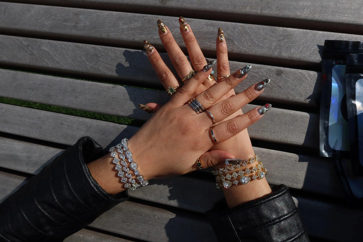 How to Clean Your Bracelets and Keep Them Sparkling - iLLUSIA