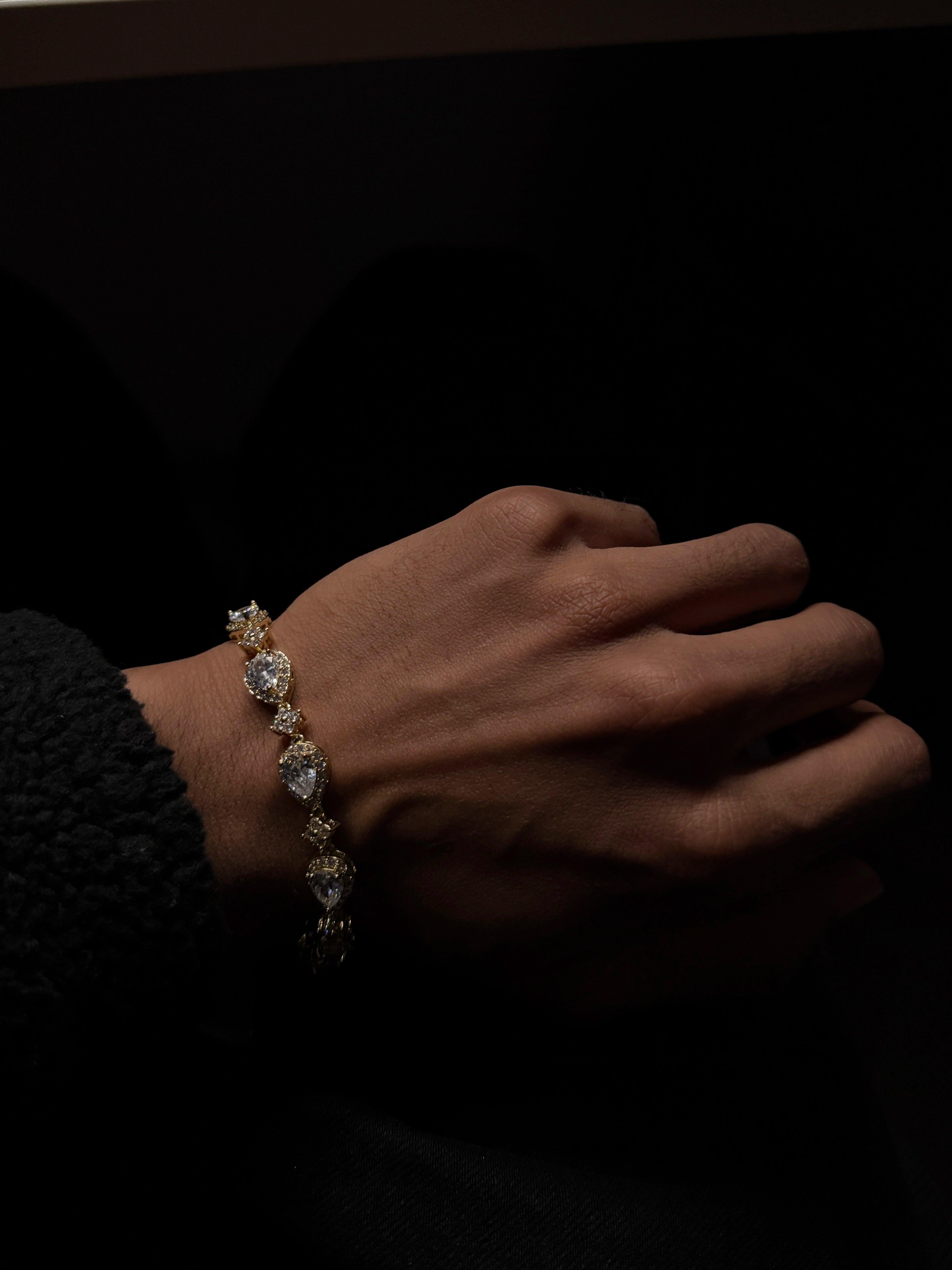 Star Drop Bracelets - iLLUSIA