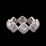 Crown Ring - iLLUSIA