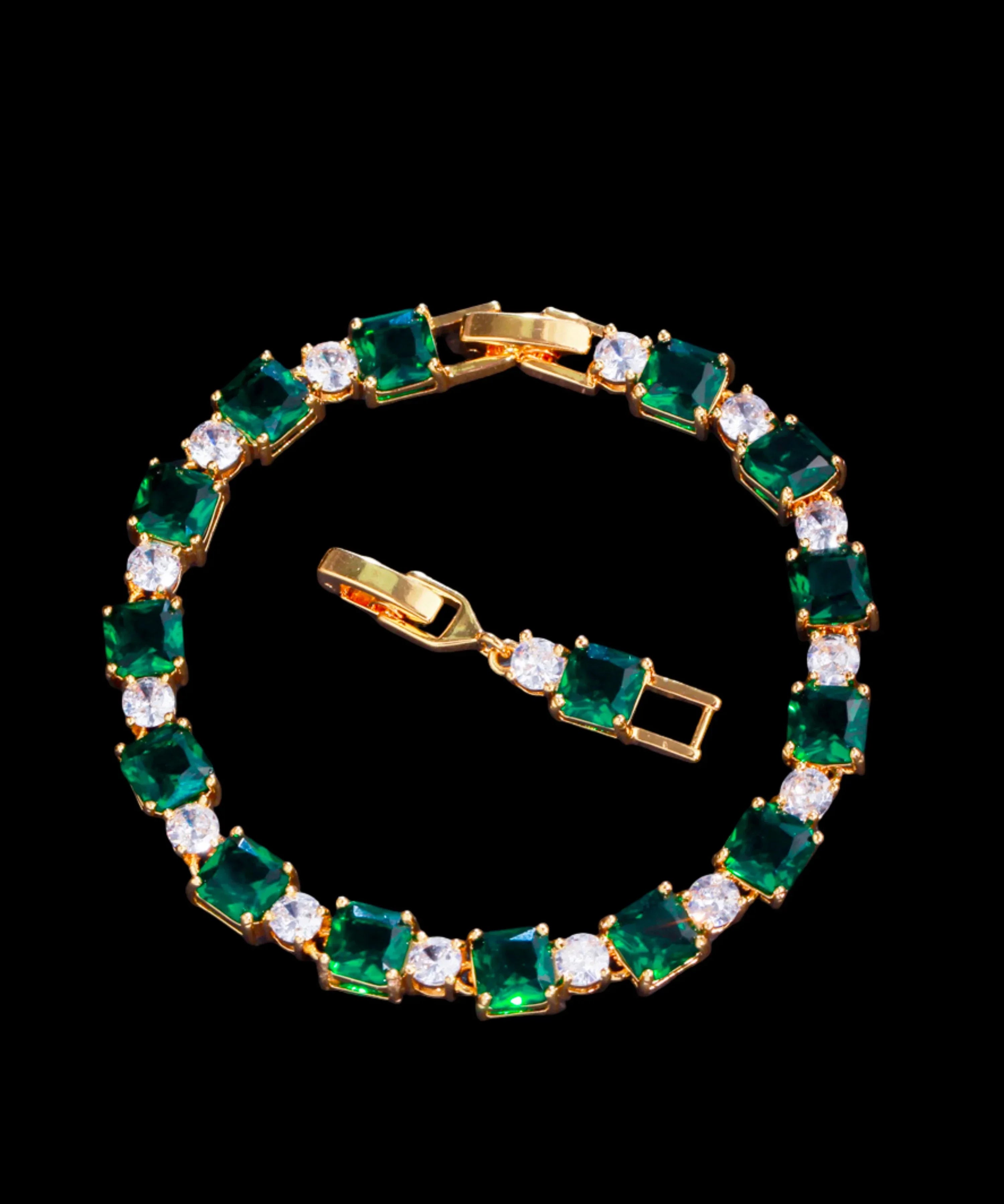 Gold Cube Bracelets - iLLUSIA