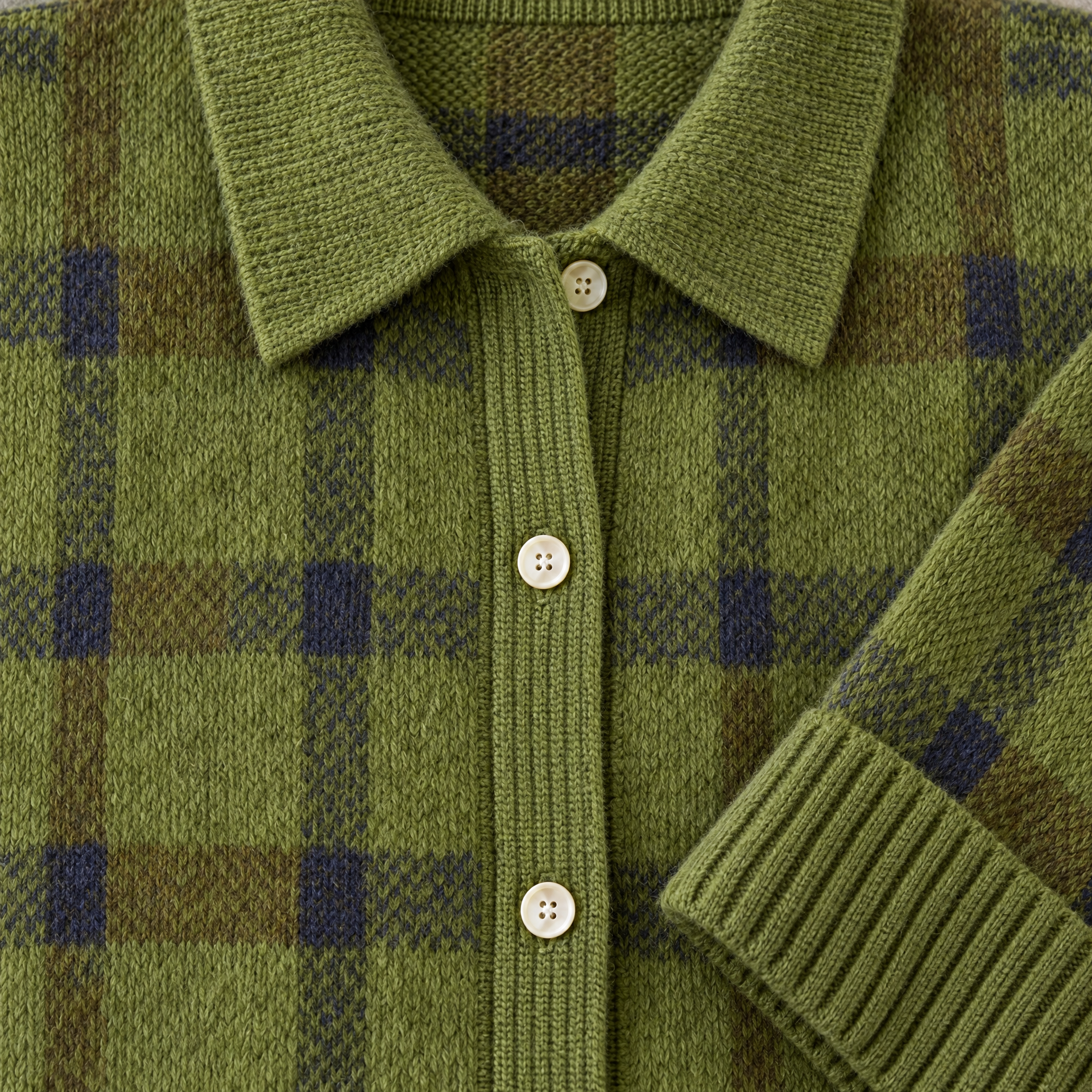 Plaid Polyester Knit Shirt Collar Cardigan
