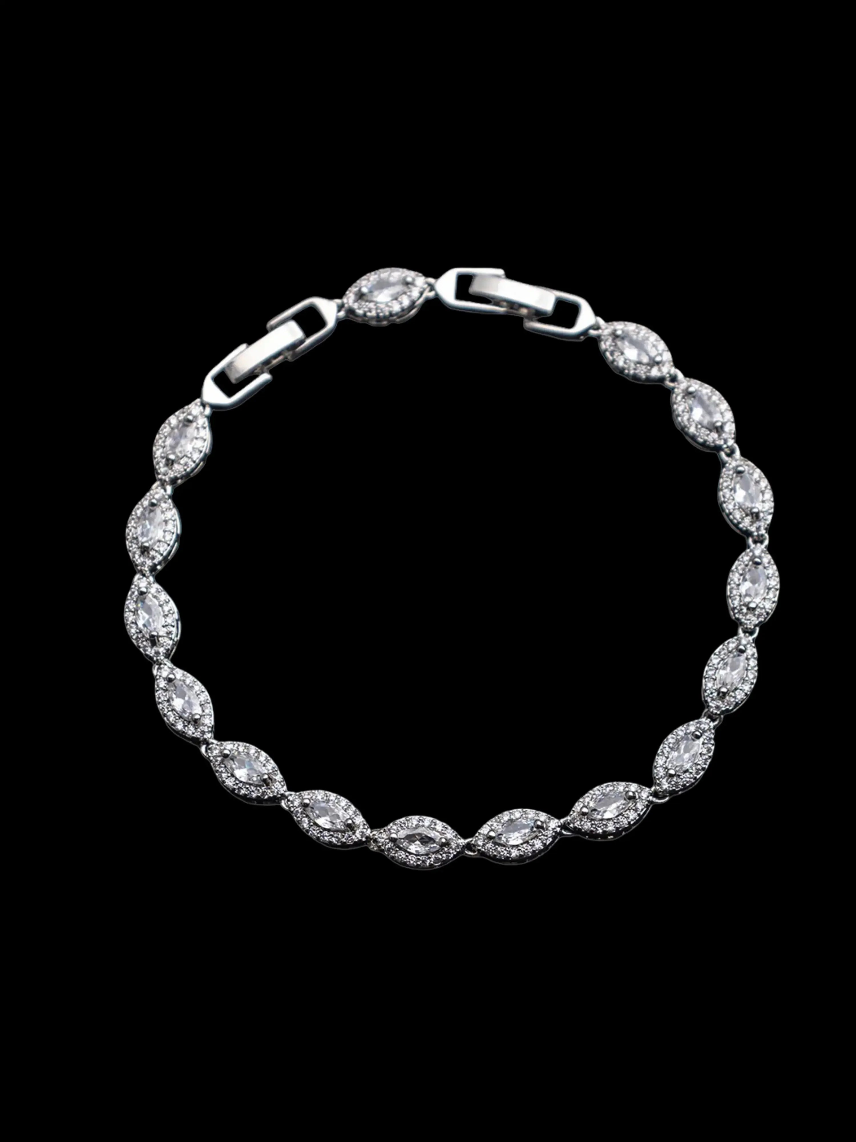 Angel Eyes Bracelet - iLLUSIA