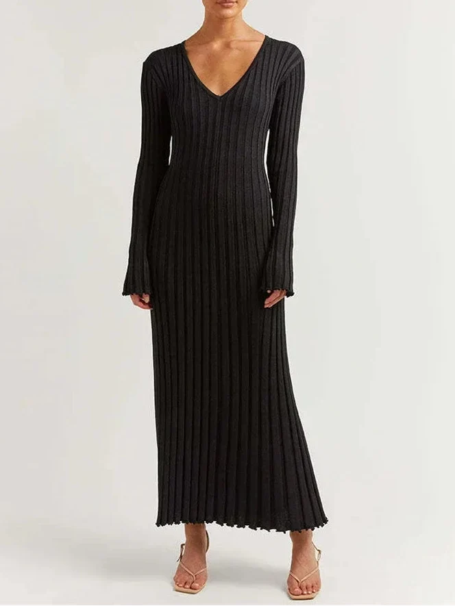 Ribbed Knit Maxi Dress with V-Neck and Flared Cuffs — view 3
